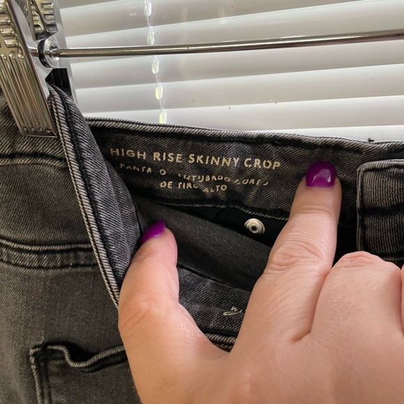 Universal Thread Target Jeans High Rise Skinny Crop Black Light Wash Size 12R/31 - Picture 5 of 9